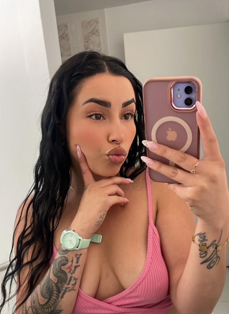 Chica busca chico en Mallorca: 