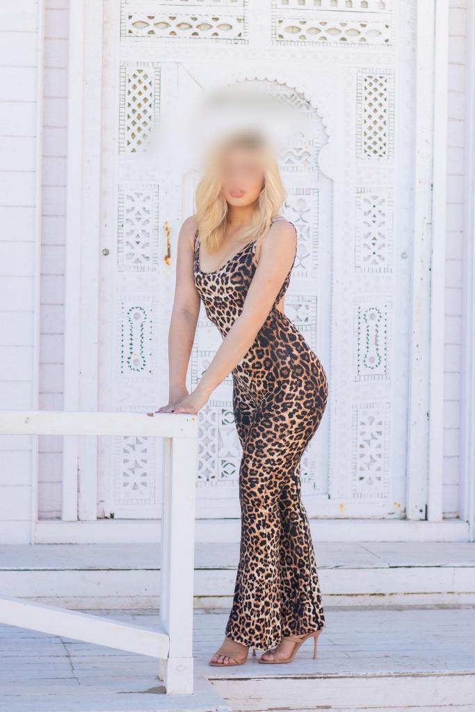 671895722: Chica busca chico en Madrid