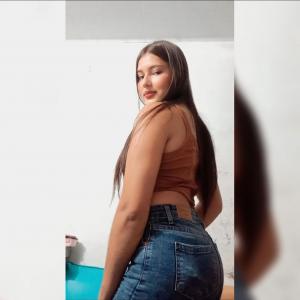637960501: Chica busca chico en Murcia
