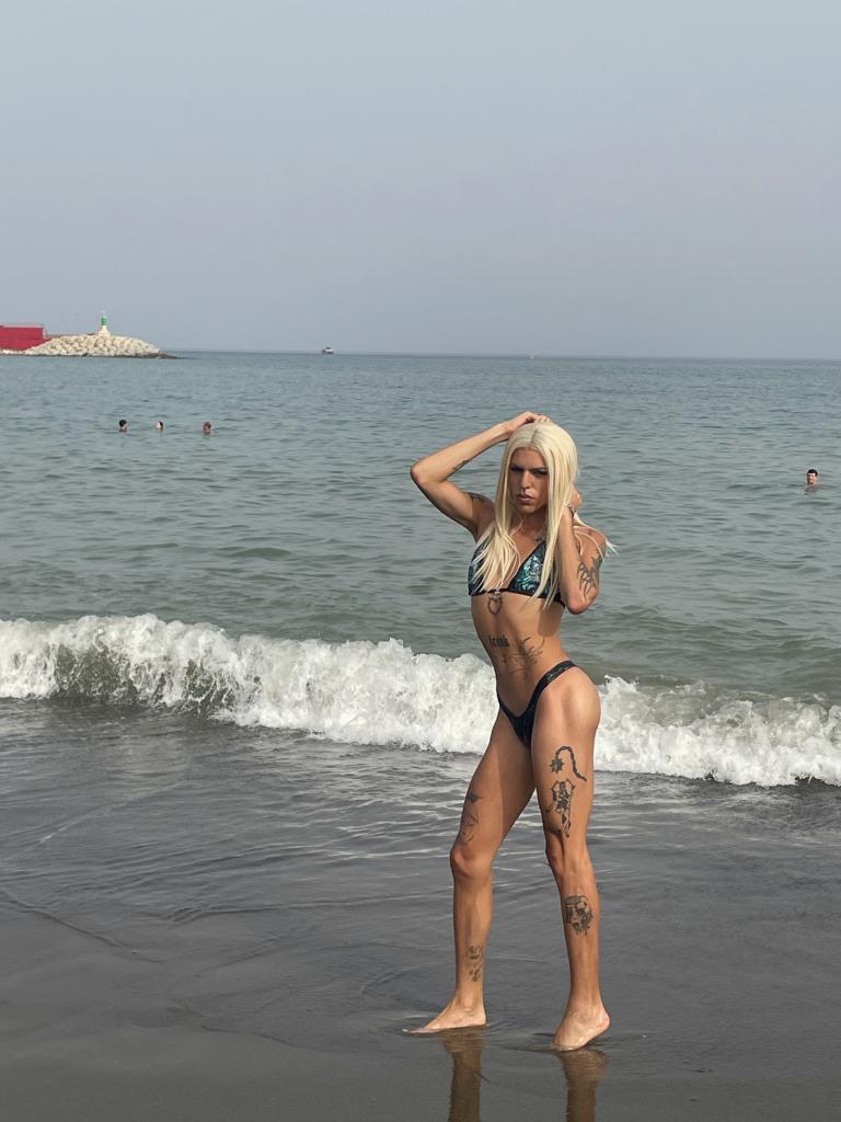 617292749: Transexual en Madrid