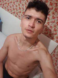 664144836: Chico busca chica en Albacete