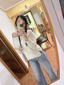 692167409: Chica busca chico en Alicante