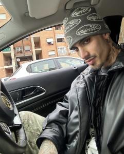 642345755: Chico busca chica en Madrid