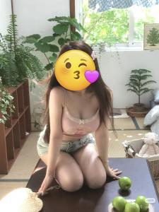 688502351: Chica busca chico en Barcelona