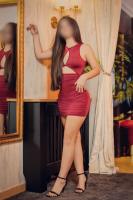 613736034: Chica busca chico en Madrid