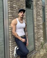 642345755: Chico busca chica en Madrid