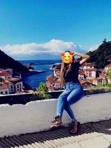 643272791: Chica busca chico en La Coruña