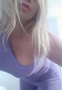 643427892: Chica busca chico en Tenerife