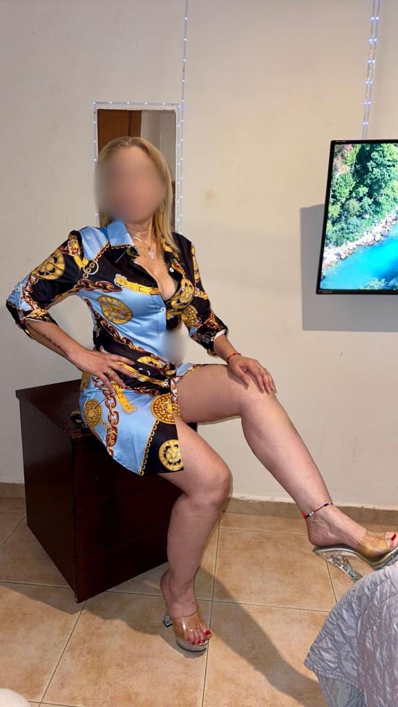 631029847: Chica busca chico en Barcelona