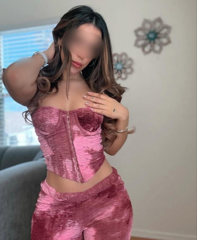 665482217: Chica busca chico en Lugo