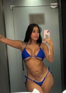 613612057: Chica busca chico en Barcelona