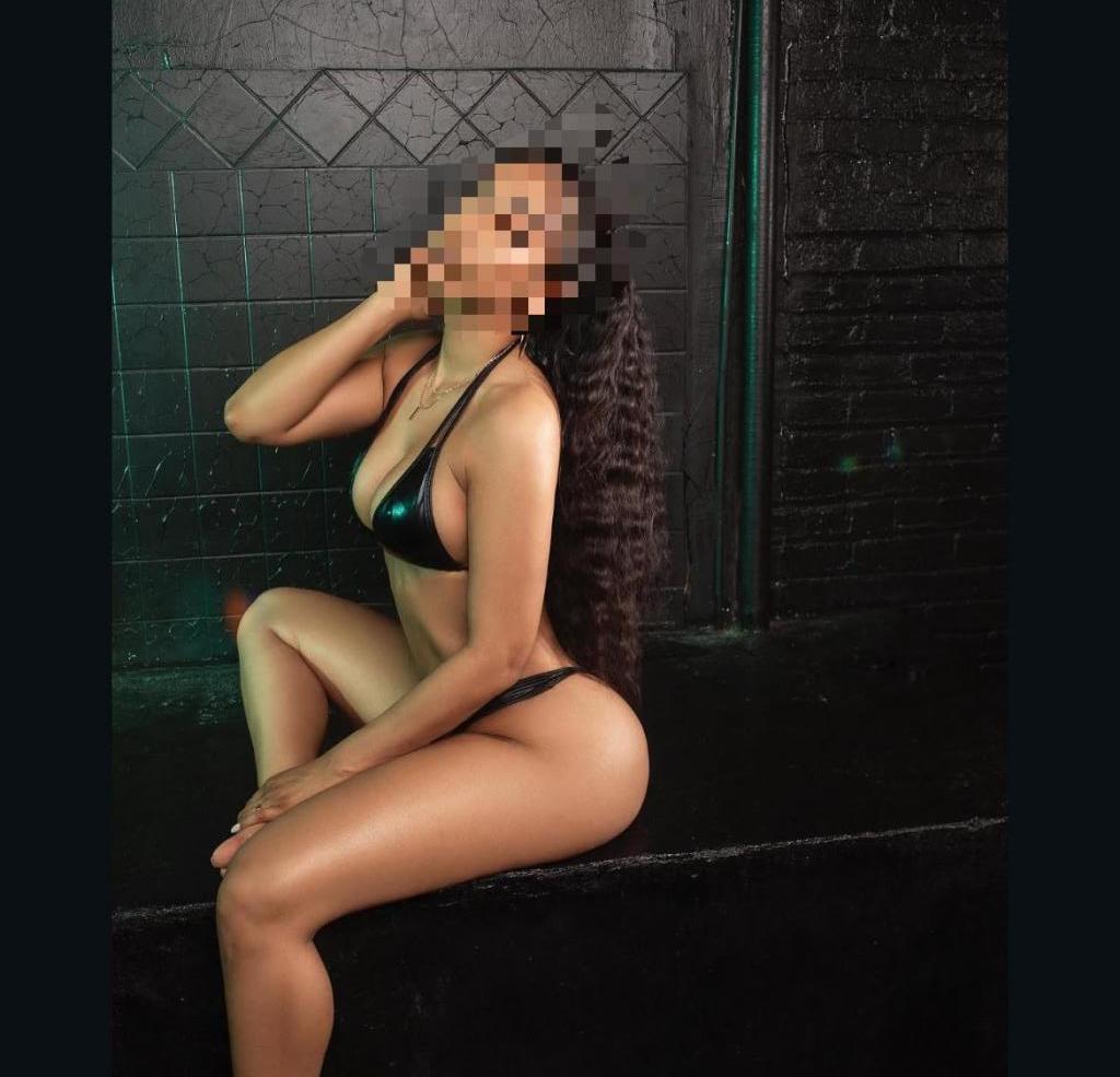 610709691: Chica busca chico en Cádiz