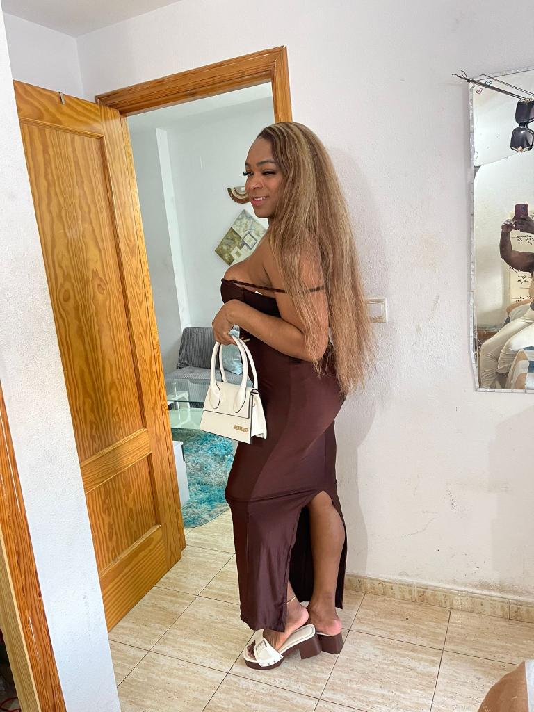 607409866: Transexual en Alicante