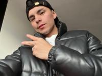 617751173: Chico busca chica en Barcelona