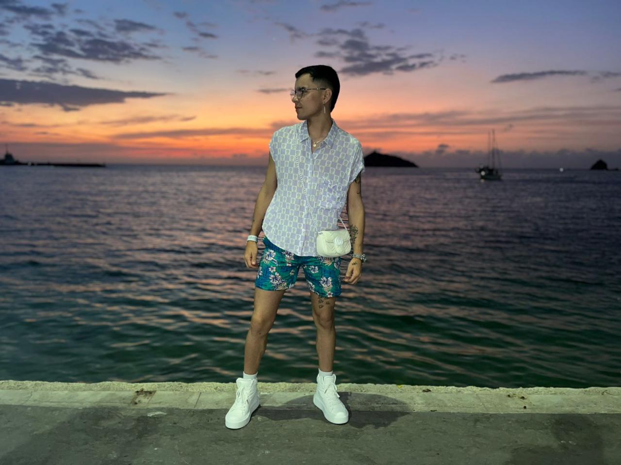 617751173: Chico busca chica en Barcelona