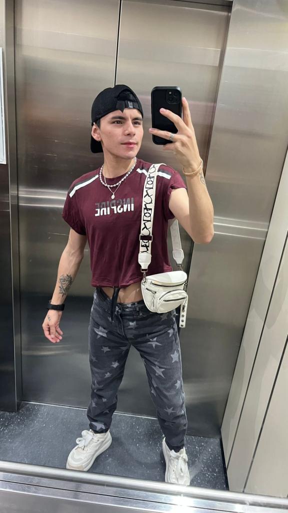 617751173: Chico busca chica en Barcelona