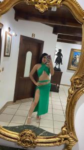 678366745: Chica busca chico en Valencia