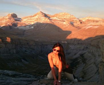 686337971: Chica busca chico en Huesca