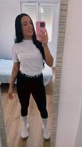 666321051: Chica busca chico en Cádiz