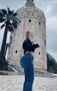 Chica busca chico en Tenerife: 