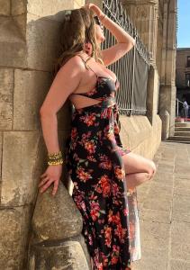 617510100: Chica busca chico en Barcelona