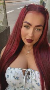 647033257: Chica busca chico en Gerona