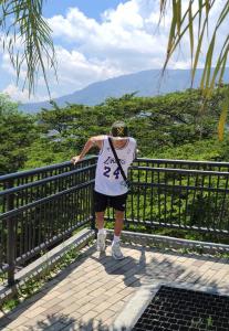 613158331: Chico busca chica en La Coruña