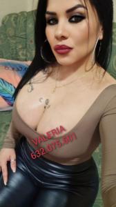 632075601: Chica busca chico en Cáceres