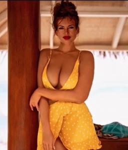 604491839: Chica busca chico en Málaga