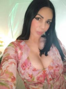 691323225: Chica busca chico en Alicante