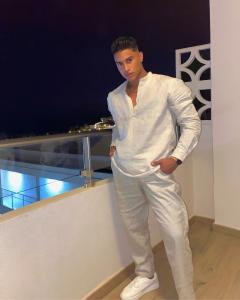 600275601: Chico busca chica en Valencia