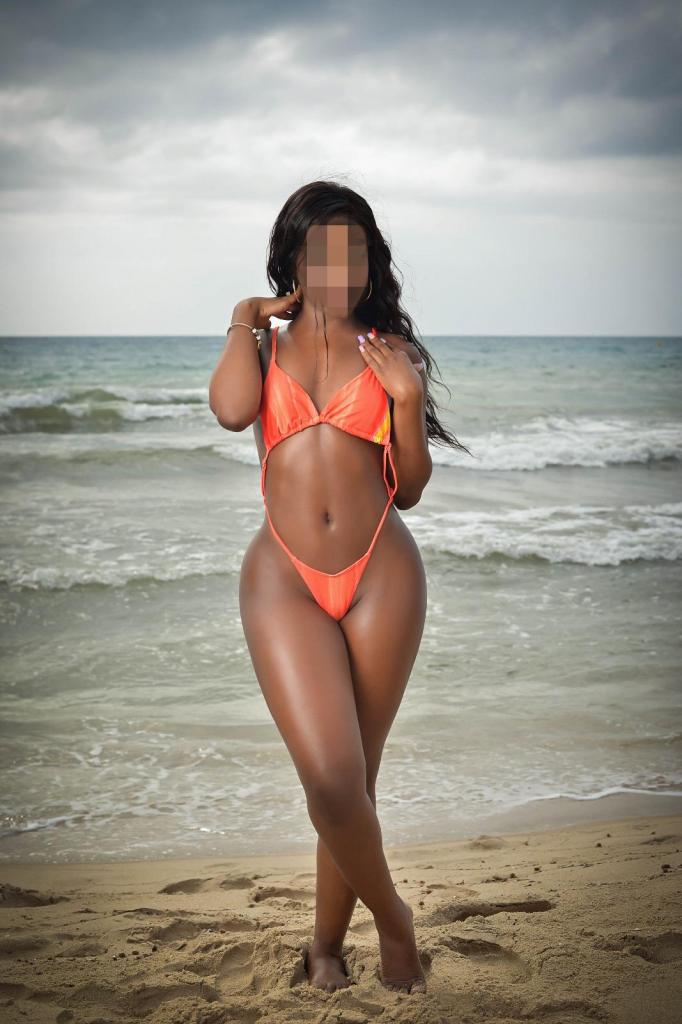 Chica busca chico en Castellón: Chica busca chico