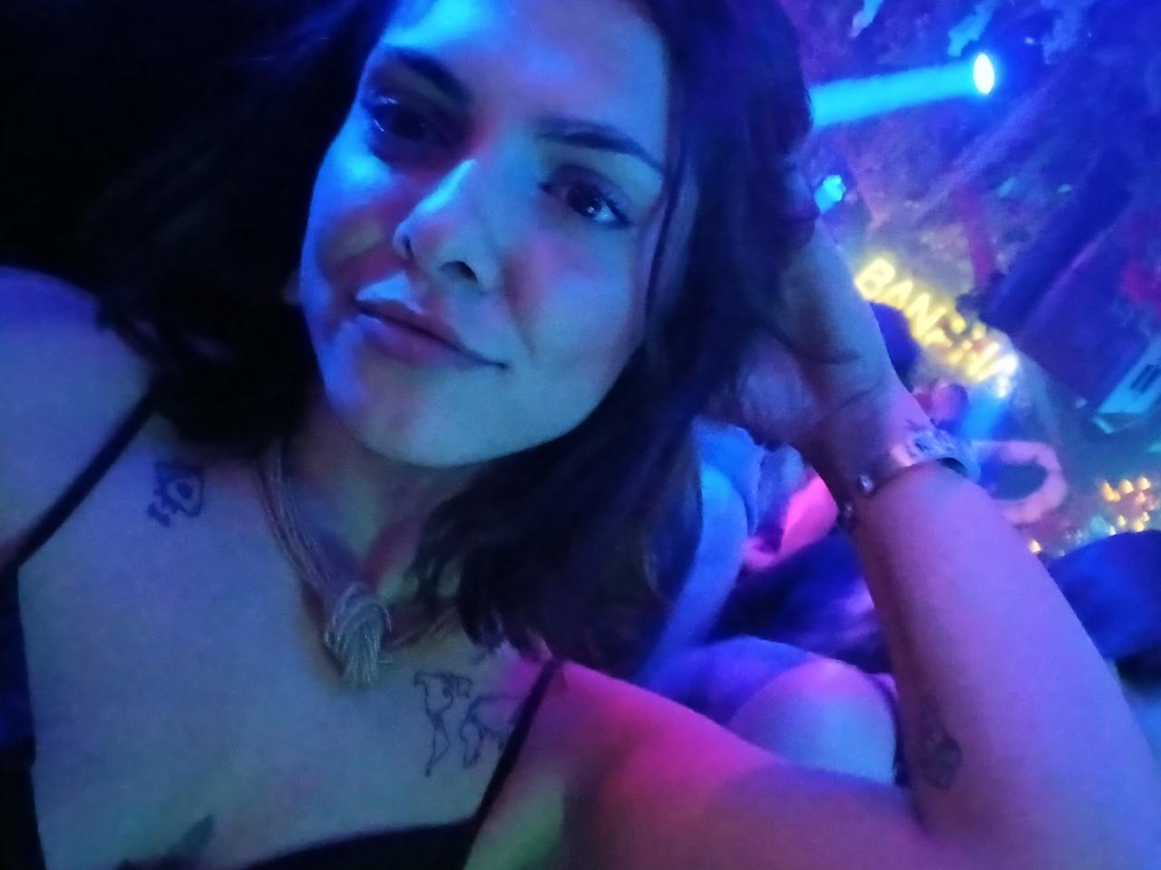 637619523: Chica busca chico en Cádiz