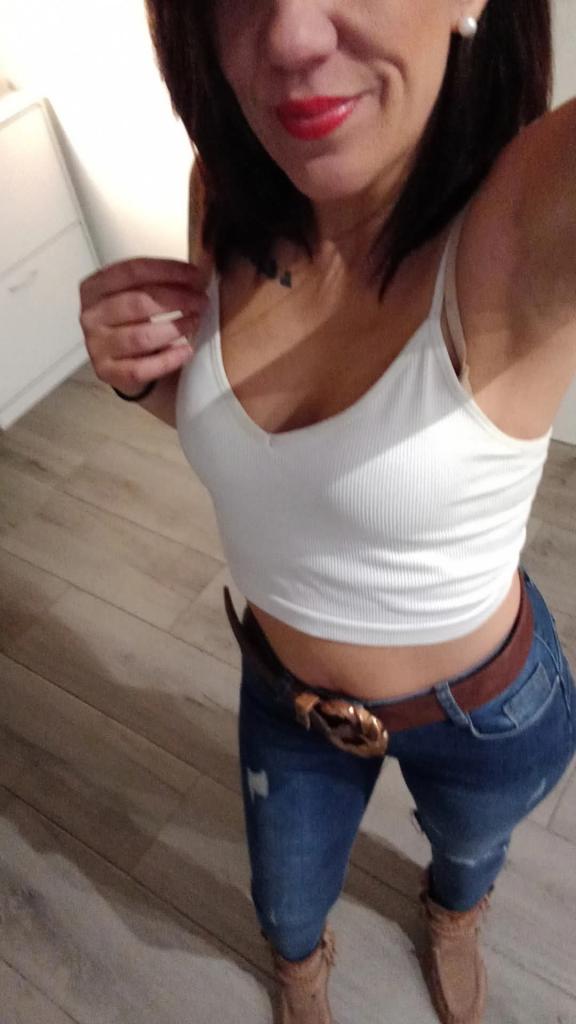 624434934: Chica busca chico en Madrid