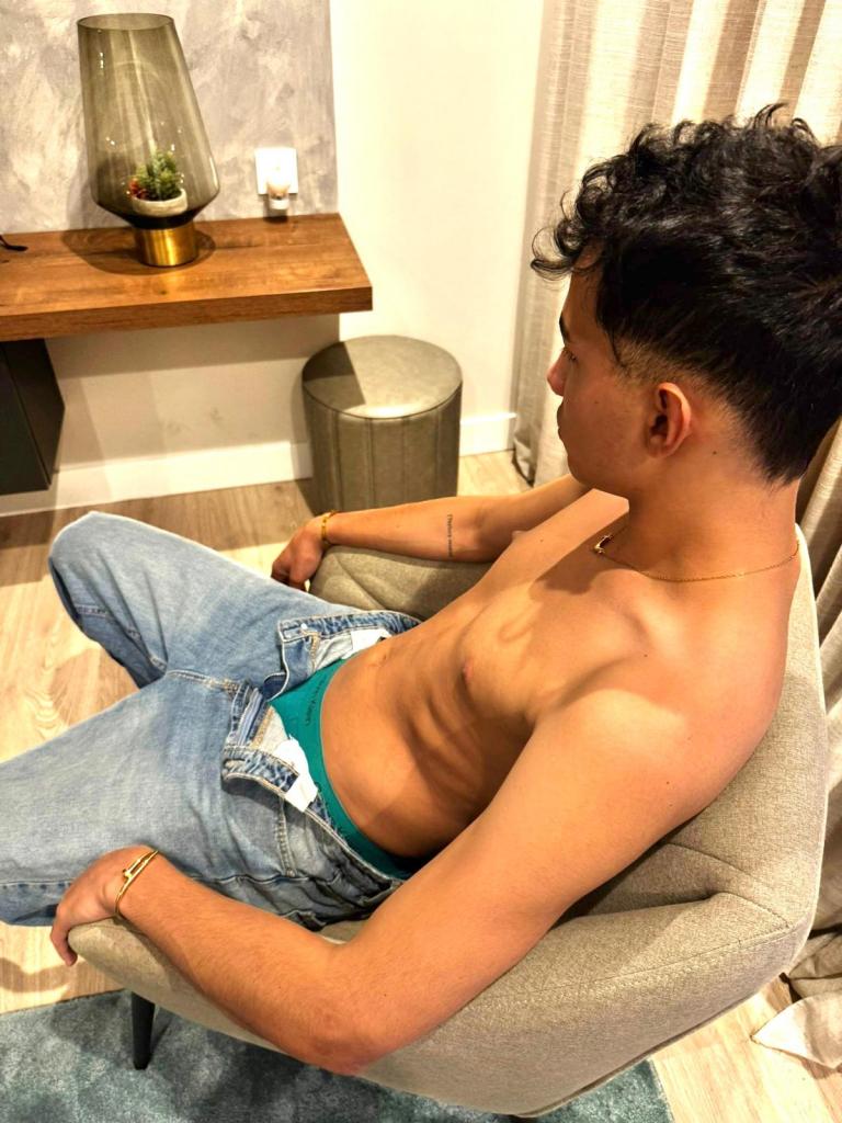 Chico busca chica en León: Chico busca chica