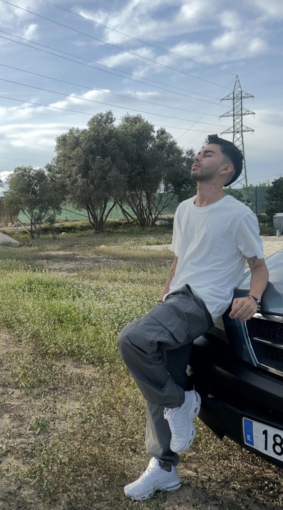 Chico busca chica en Alicante: 