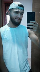 614473358: Chico busca chica en Madrid