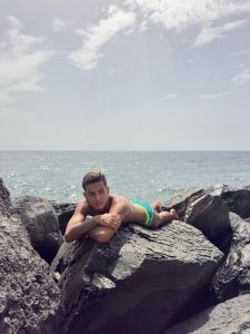 643695984: Chico busca chica en Málaga