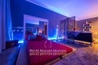 610674839: Chica busca chico en Granada