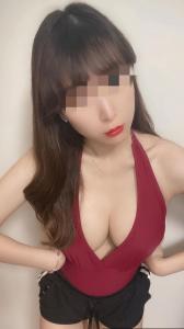 688579226: Chica busca chico en Sevilla