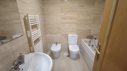 614370860:  en León