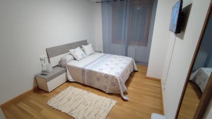 614370860:  en León