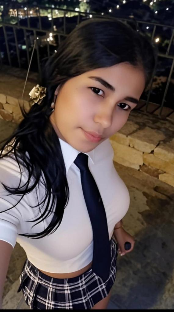 633017406: Chica busca chico en Navarra