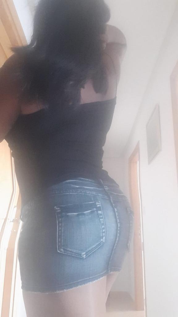 631670450: Chica busca chico en Orense