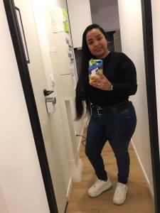 602442709: Chica busca chico en Barcelona