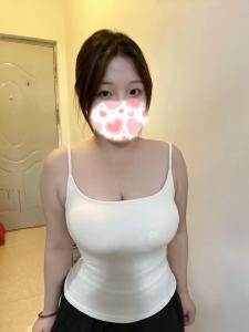 617378818: Chica busca chico en Barcelona