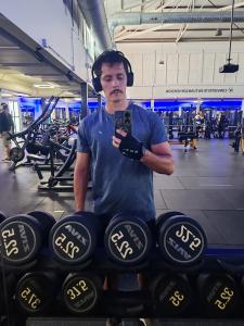 654818372: Chico busca chica en Madrid