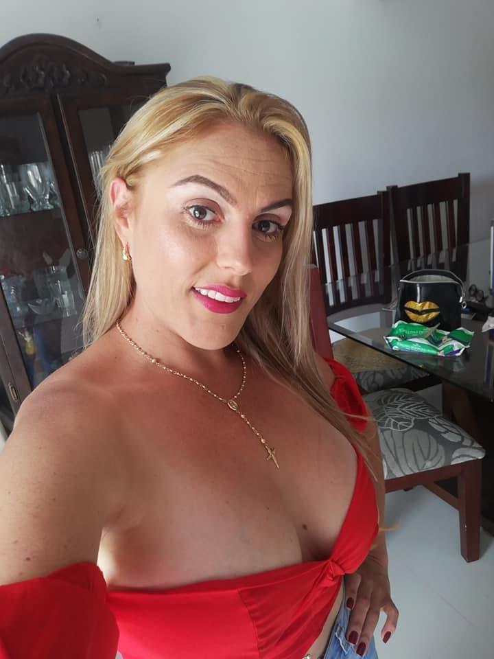 613867952: Chica busca chico en León