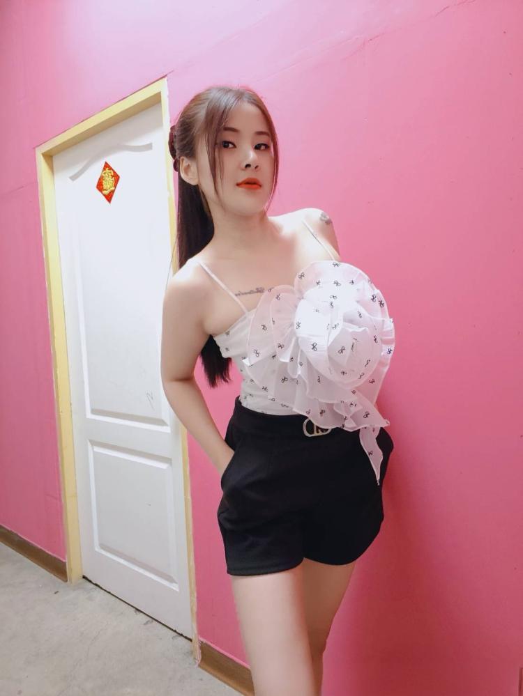 617378818: Chica busca chico en Barcelona