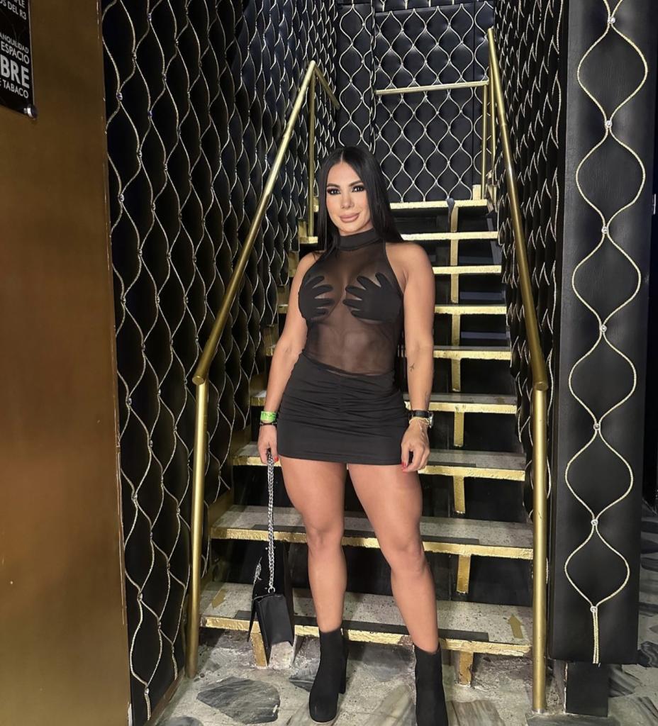 643550824: Chica busca chico en Murcia